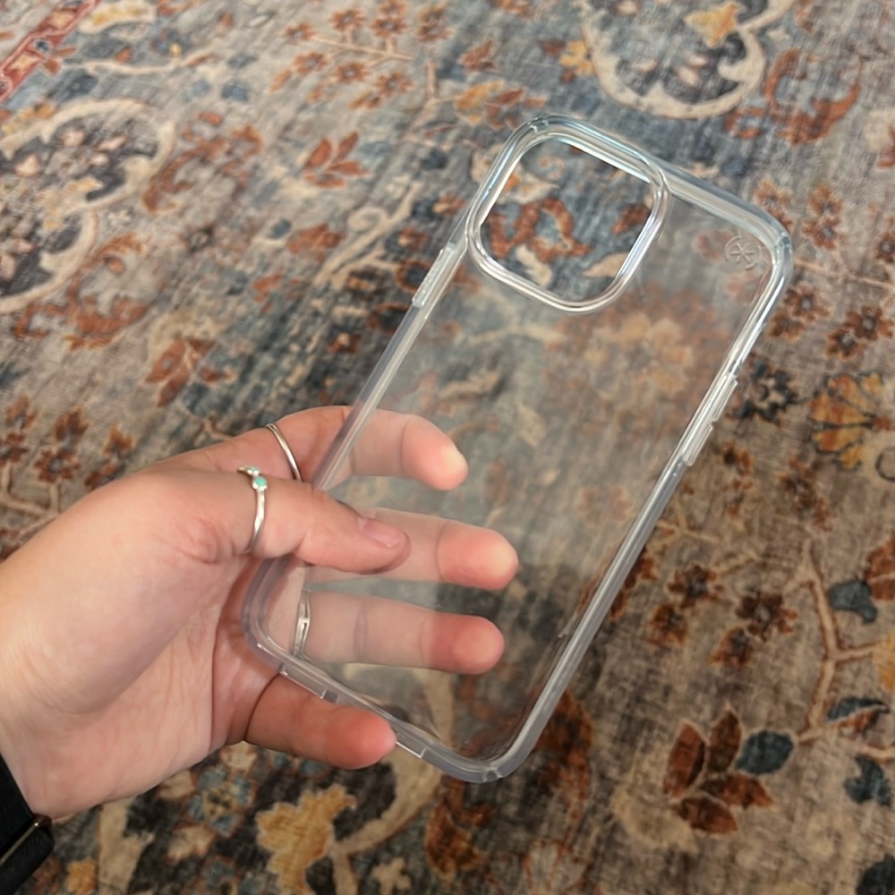 Clear speck case iPhone 13 Pro Max